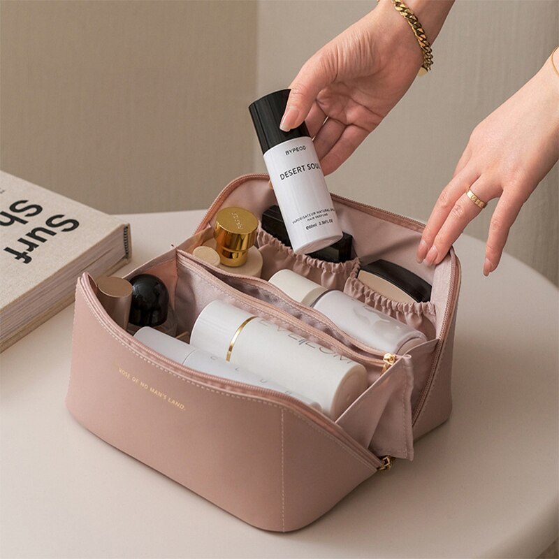 TravelMate™ | Cosmetic Bag (1+1 GRATIS)